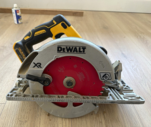 Dewalt dcs572 18v brushless - xr,