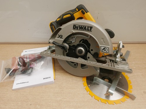 Dewalt dcs572 18v 184mm - dewalt,